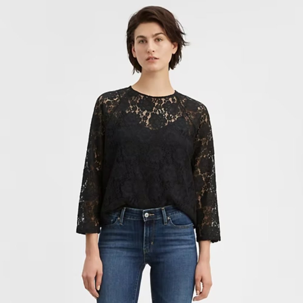 Levi’s long sleeve lace blouse